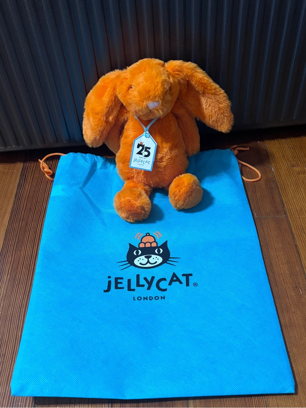NWT Jellycat 25th Anniversary Retired, Rare Medium Bashful Luxe Amberly Bunny - Picture 2 of 15